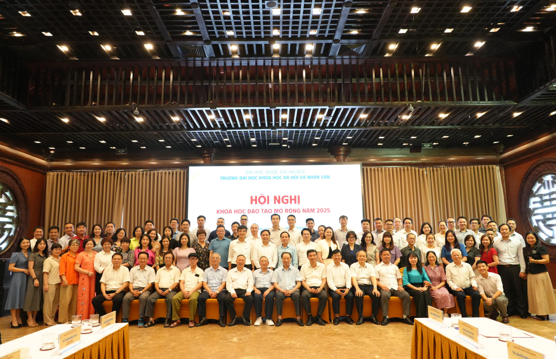 “Hội nghị Diên Hồng” trong lịch sử phát triển Trường ĐH KHXH&NV