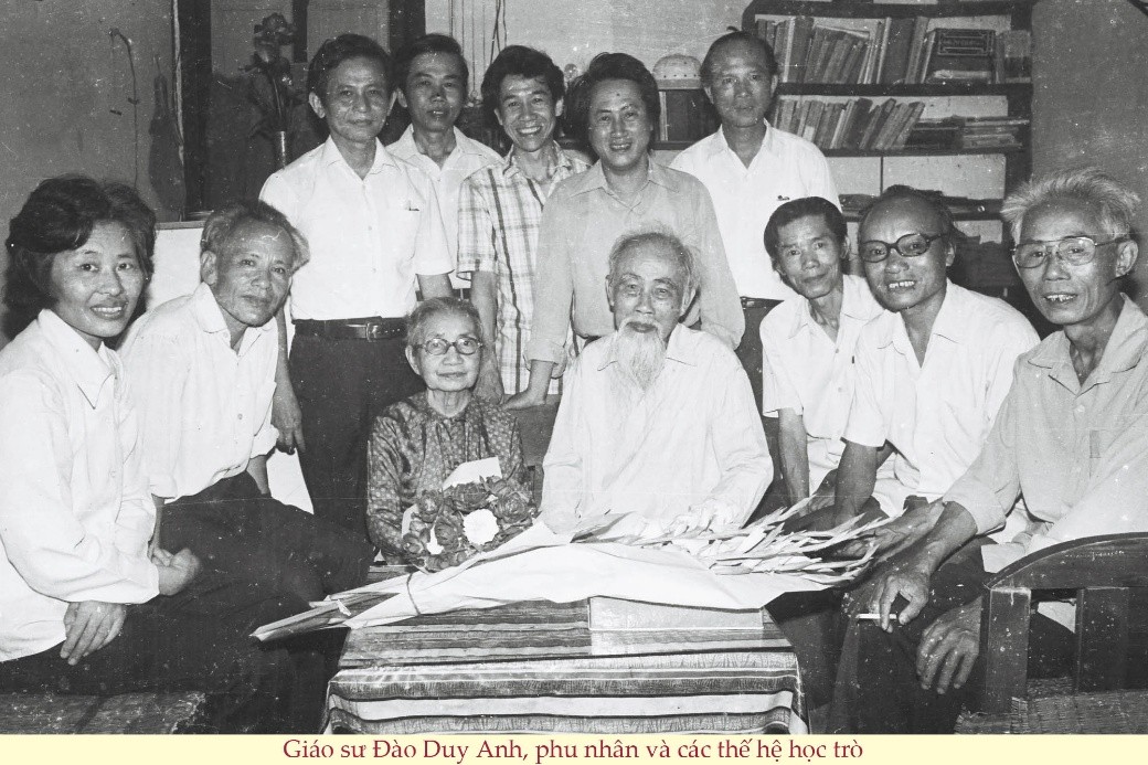 KHOA LỊCH SỬ VÀ TRƯỜNG PHÁI SỬ HỌC TỔNG HỢP
