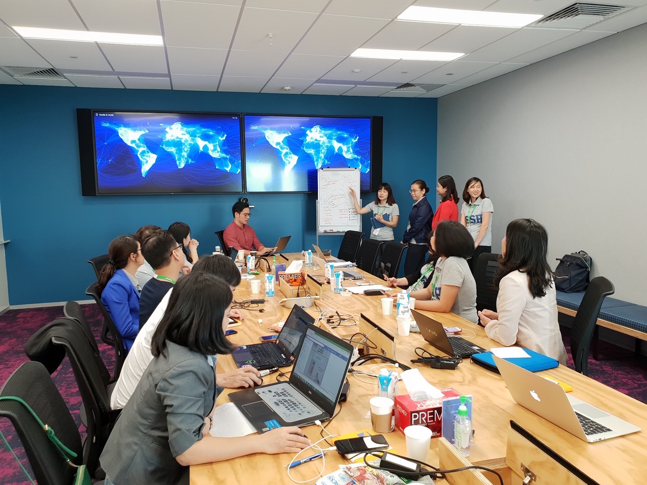 USSH and Facebook cooperate to integrate the module Digital thinking